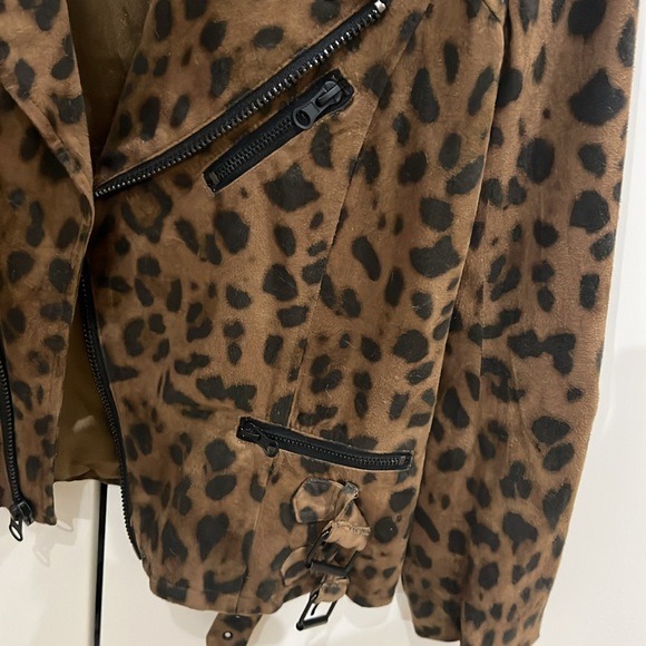 CAPULET Leopard print moto jacket. Size Small - Picture 7 of 11